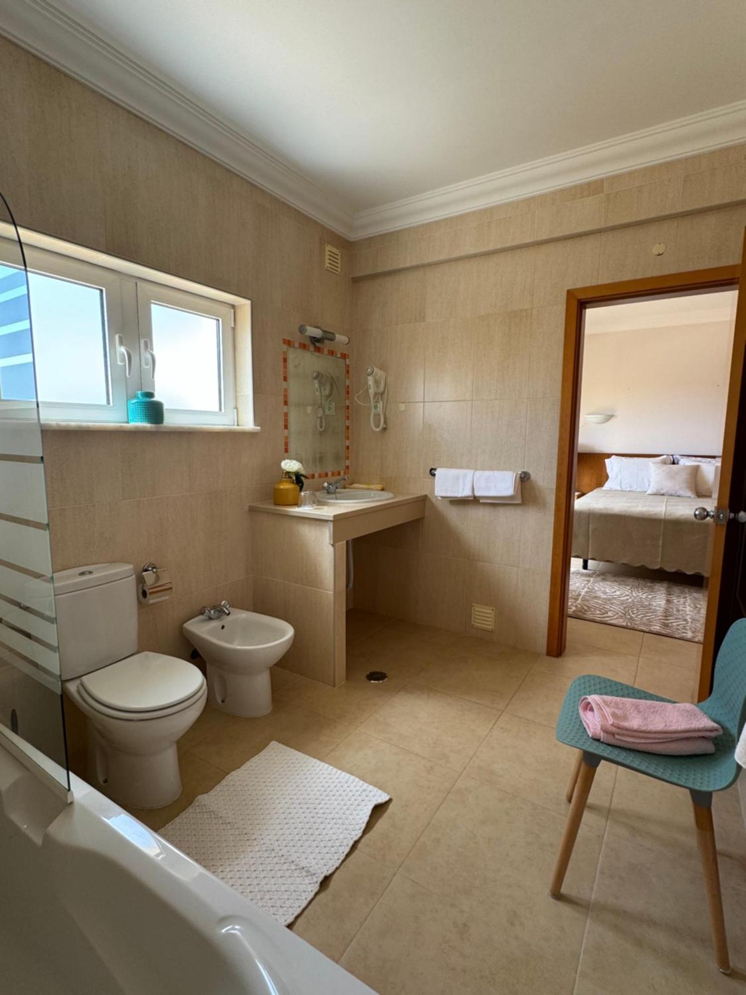 Lucie Lime Guesthouse Praia Da Luz Exterior foto