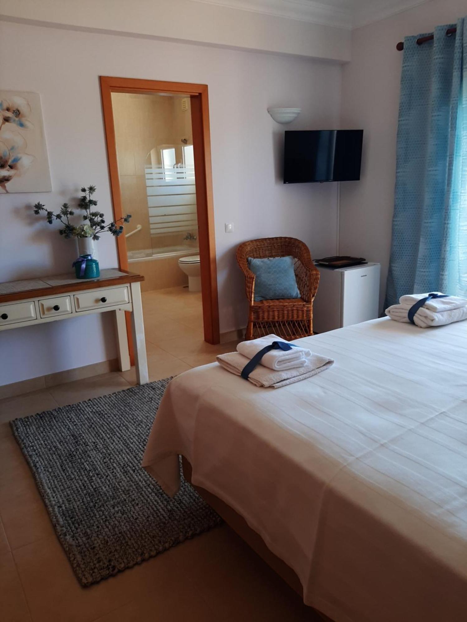 Lucie Lime Guesthouse Praia Da Luz Exterior foto